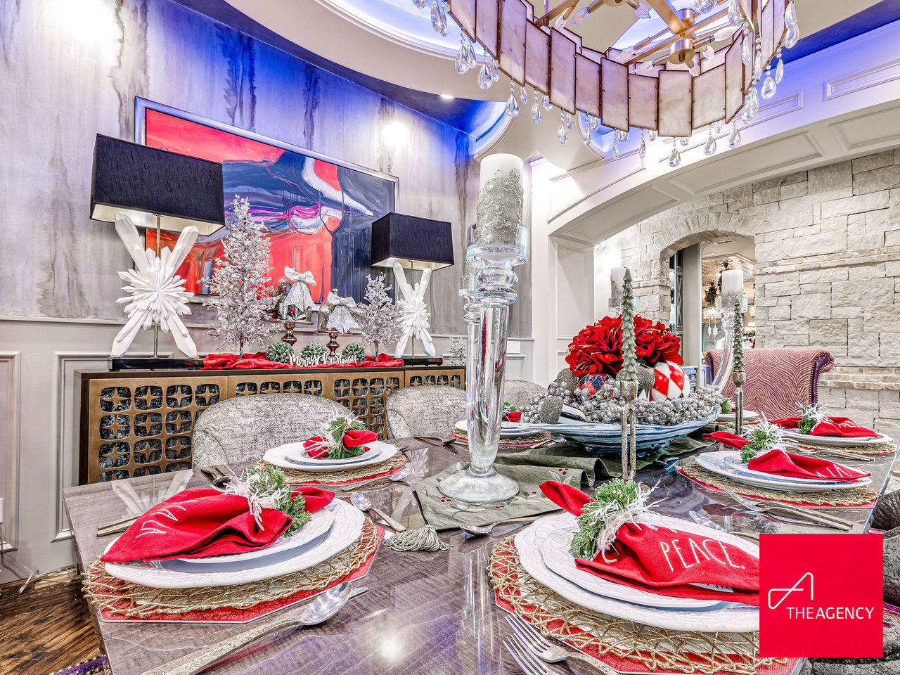 Sleighing the Season: A Christmas Luxury Home Photoshoot at OKC's Viral Estate