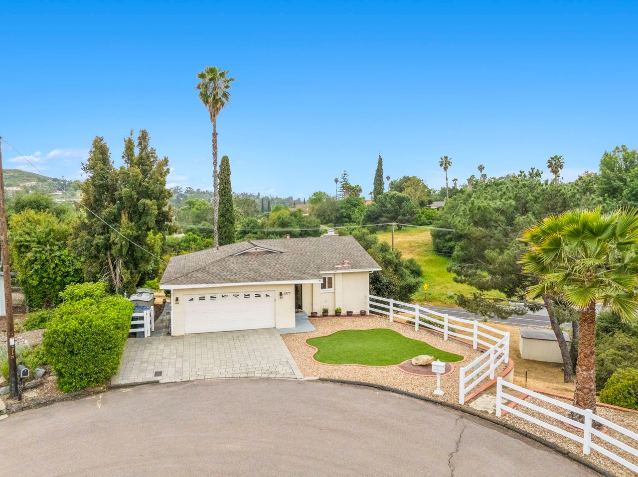 1973 Kinross Ct