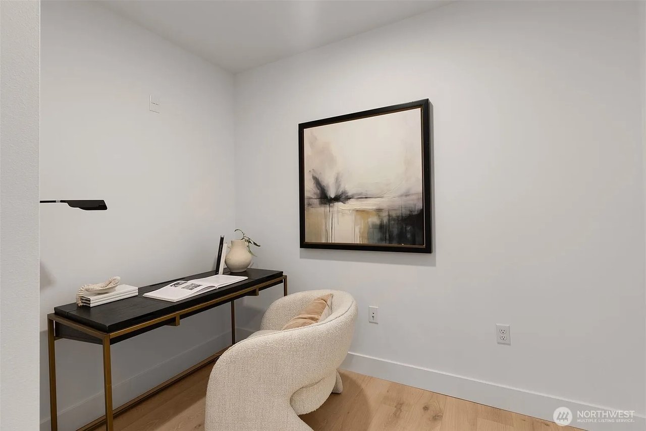 238 4th Avenue #101