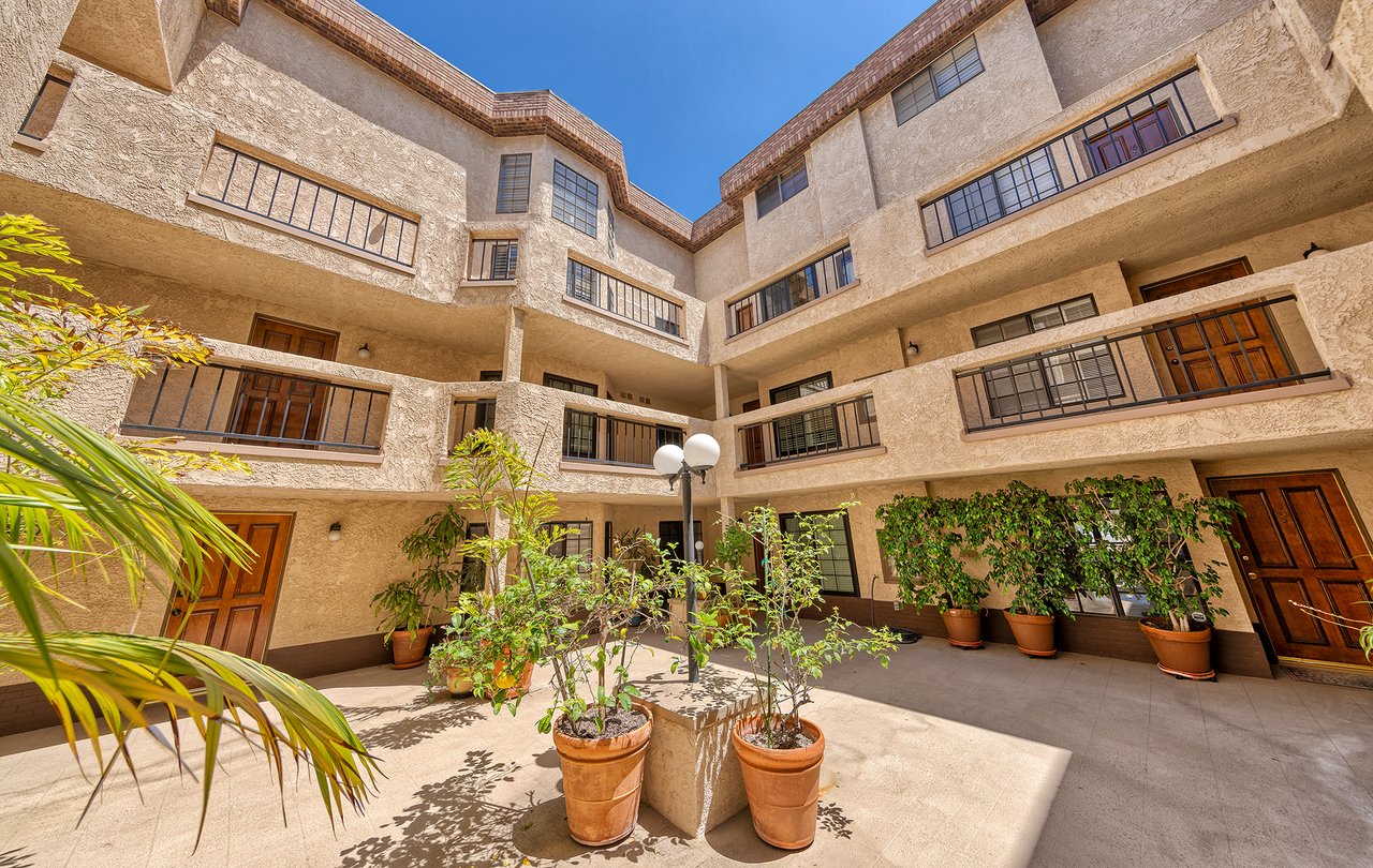 12321 Ocean Park Blvd #17