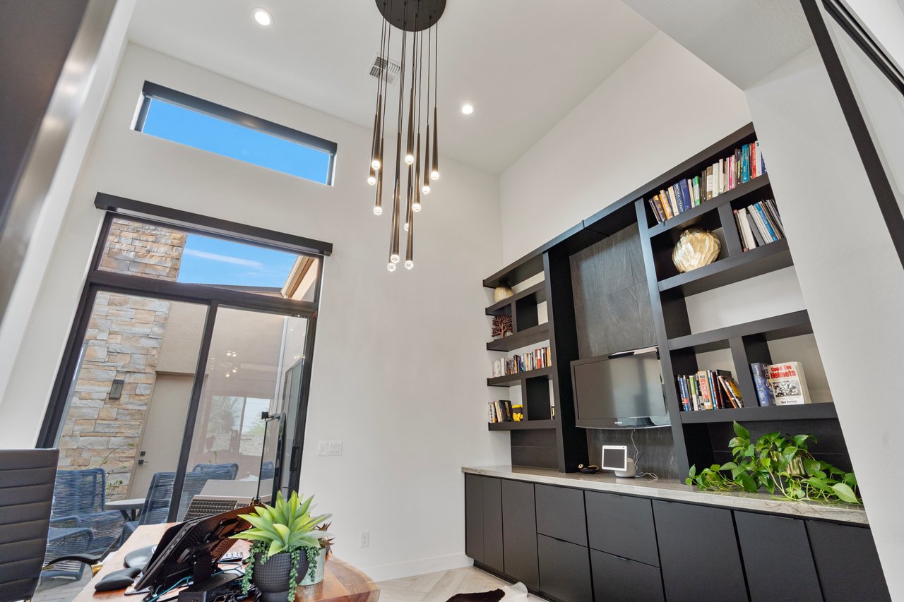 17237 E DESERT VISTA Trail