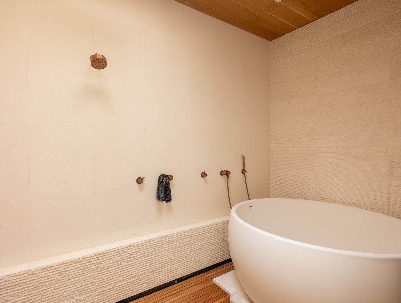 330 N Arden Blvd, Hancock Park