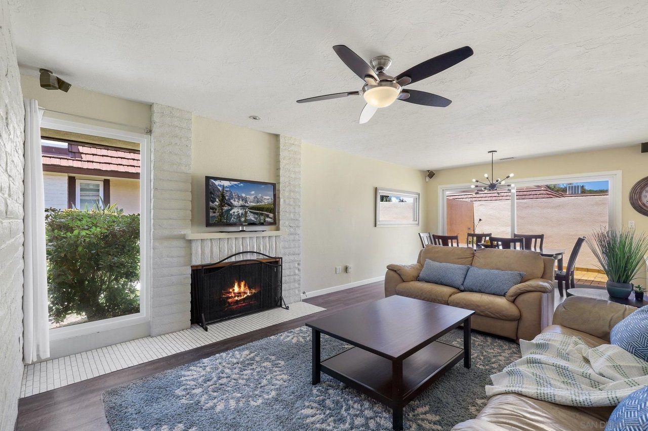 4221 Collwood Lane