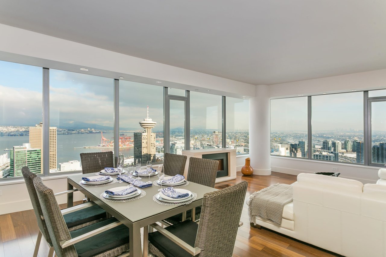 667 Howe St, #3604