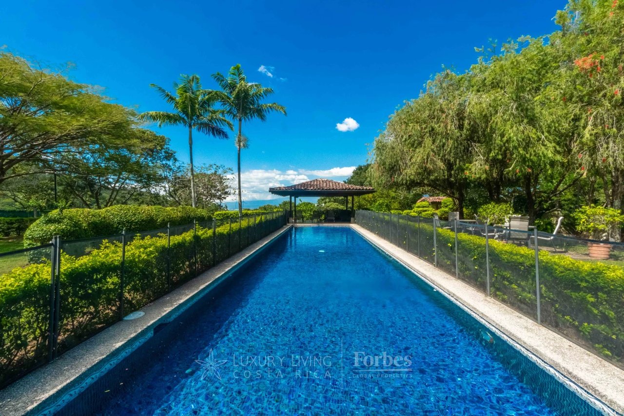 19759 - Architectural Hacienda Style Luxury Villa inTranquil Natural Oasis