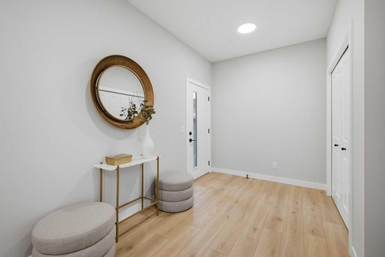 151 Belvedere Crescent SE