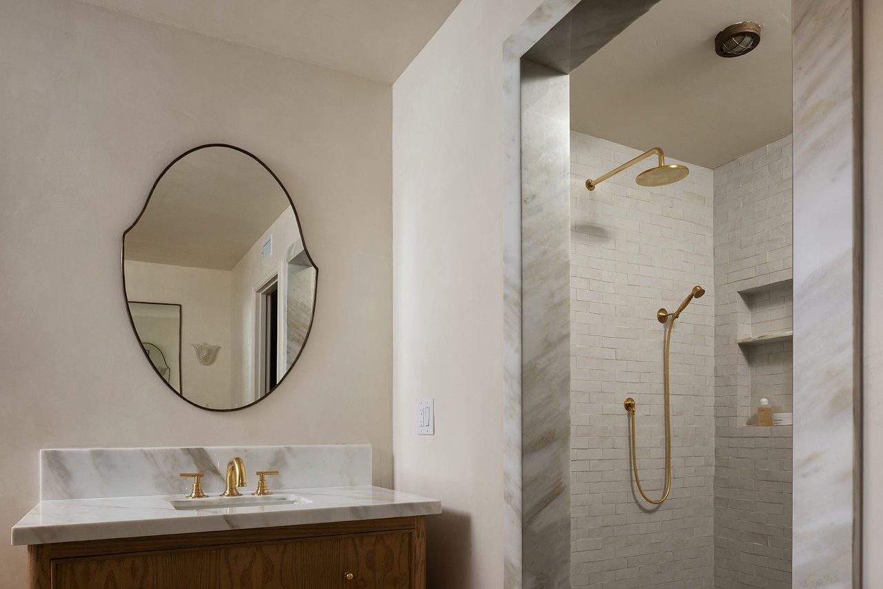 5501 E CAMELBACK Road