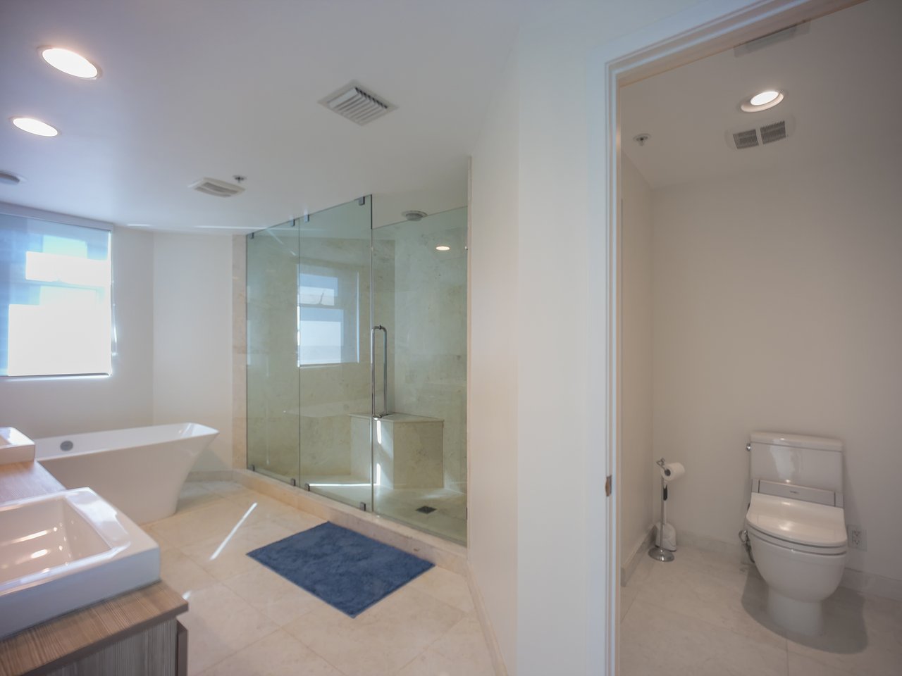 17301 Biscayne Blvd #1203