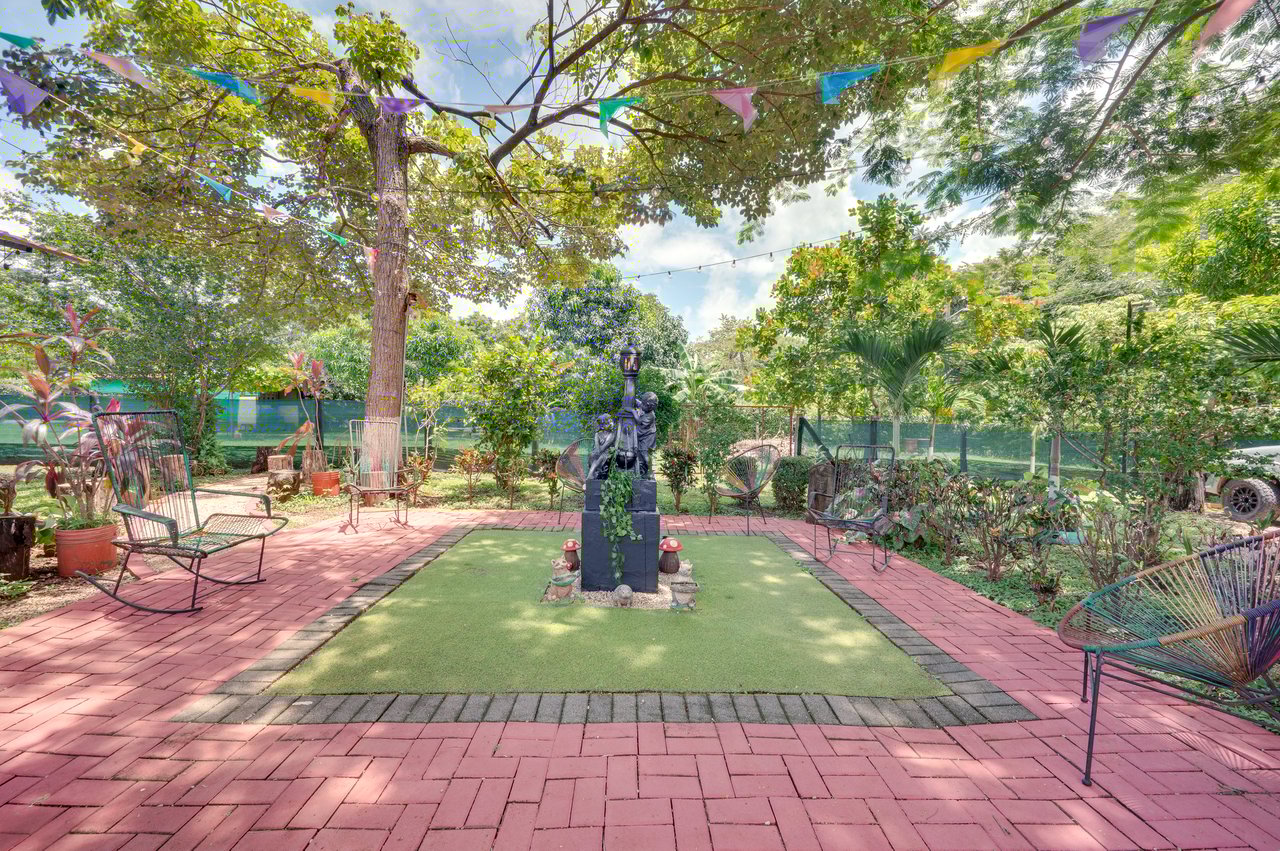 Tamarit House | Spacious Tropical Retreat in Villareal, Costa Rica