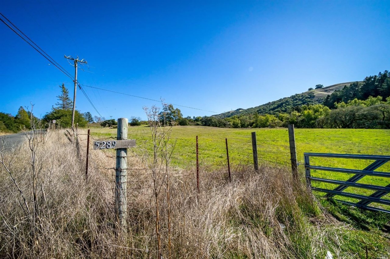 5289 Sonoma Mountain Rd