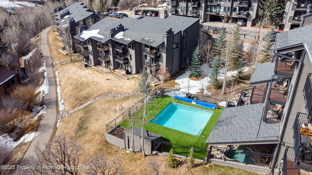 55 Upper Woodbridge Rd, #H-5