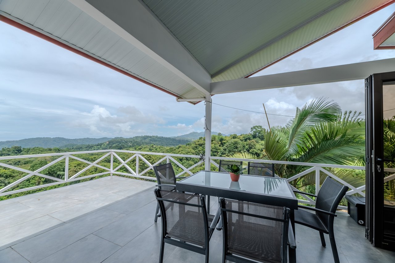 Casa Blanca – Ocean & Mountain View Home in Platanillo