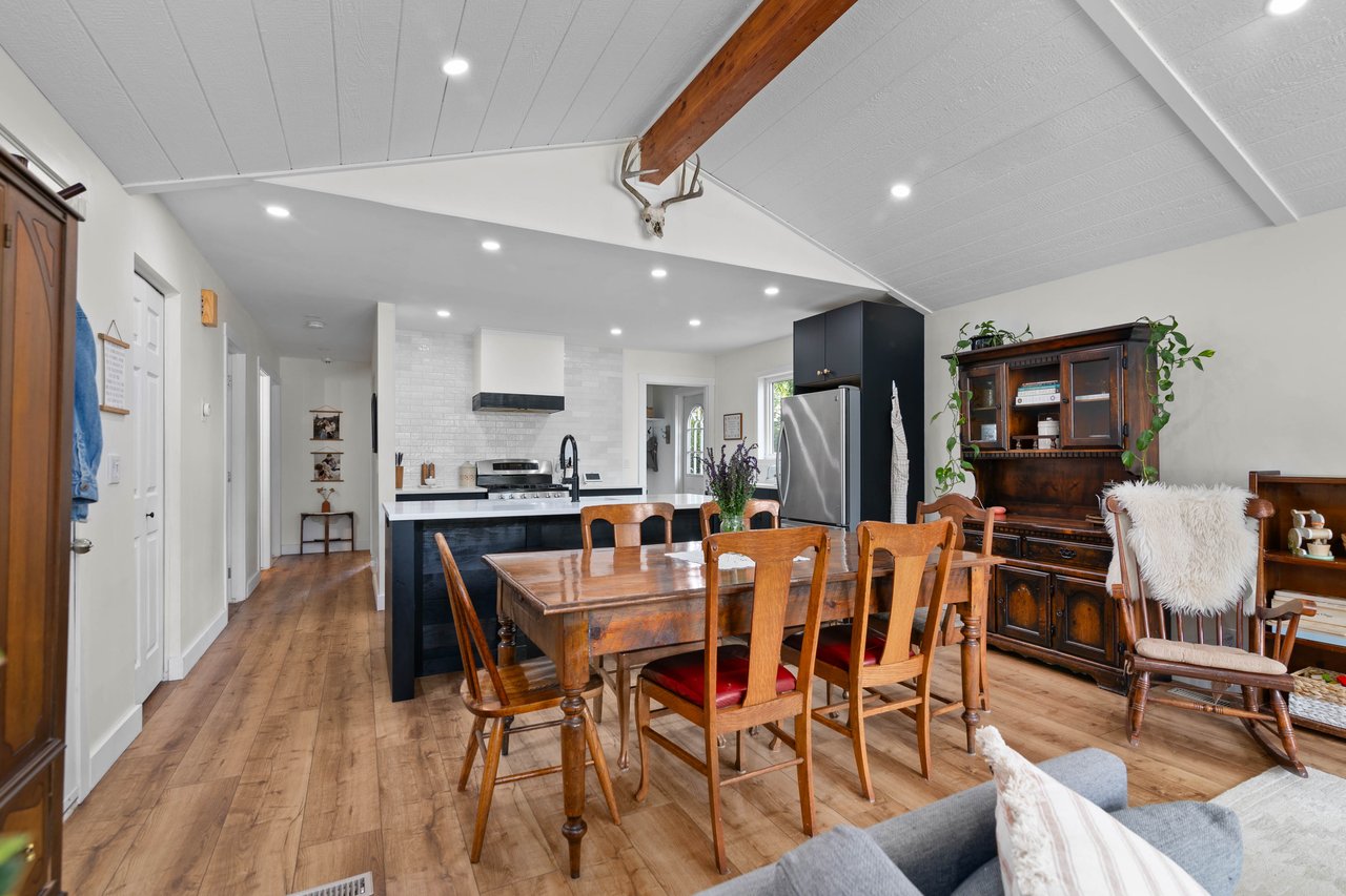 104 Thorson Crescent