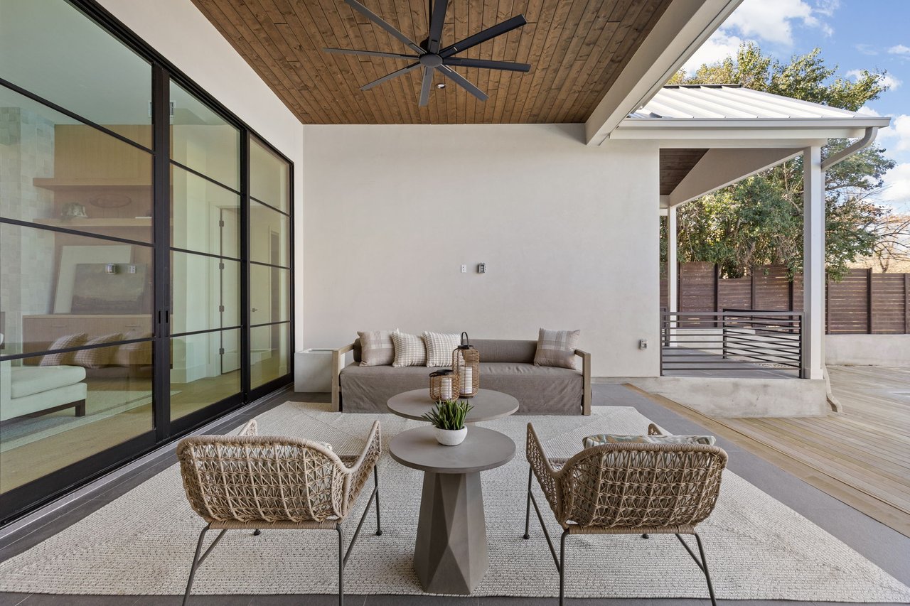 Forest Hills Residence