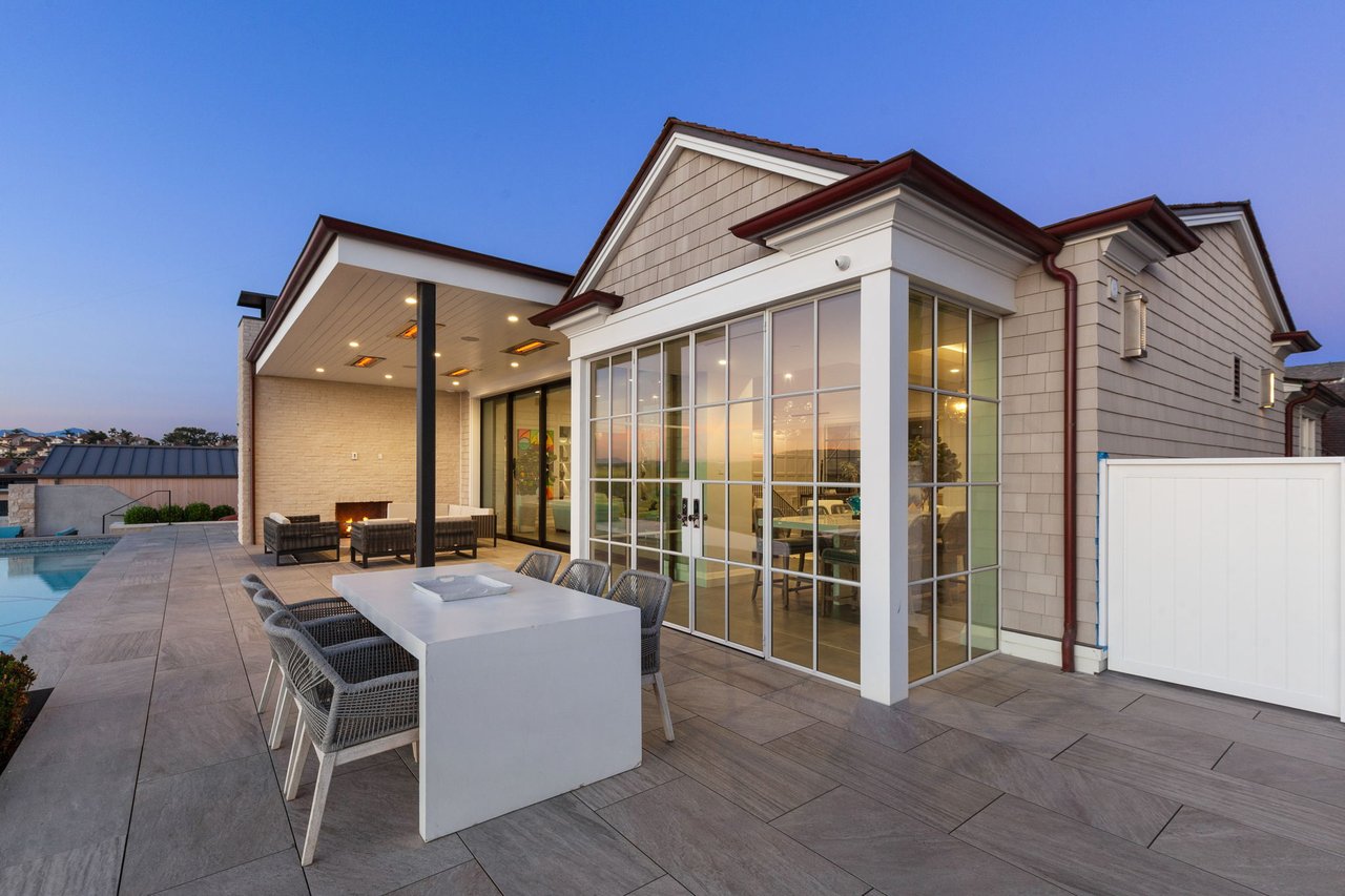 17 Coral Cove Way