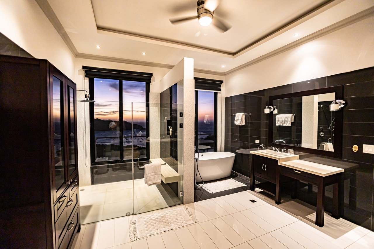 Dual Infinity Pool Villa, Papagayo, Guanacaste