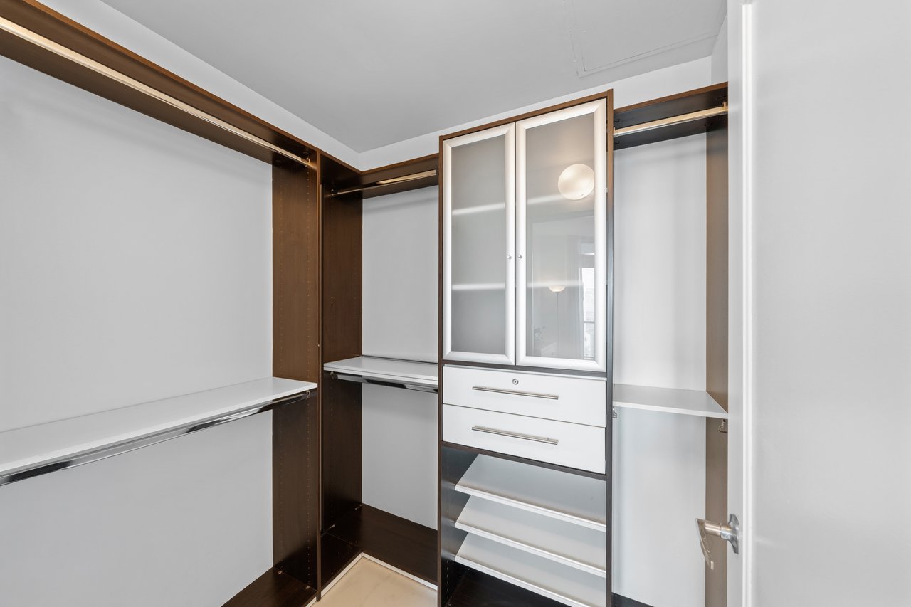 Quantum on the Bay Penthouse 4902