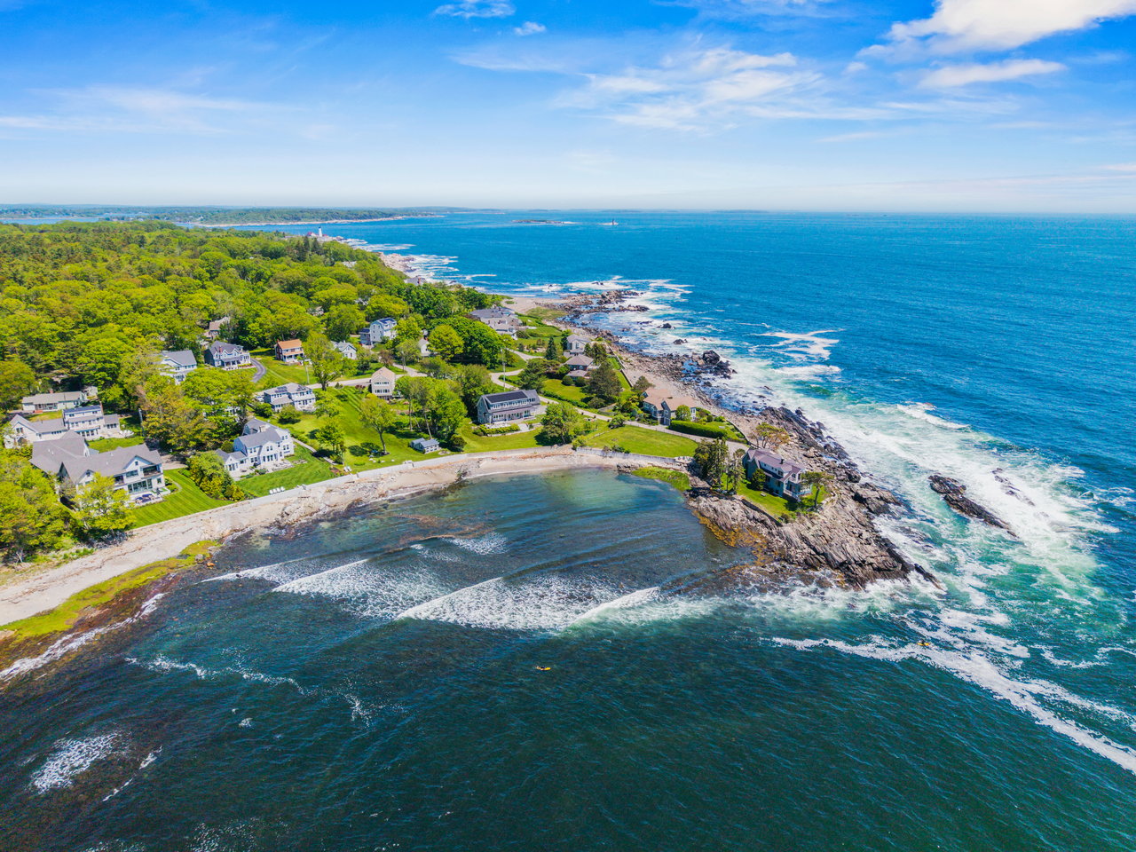 1088 Shore Road