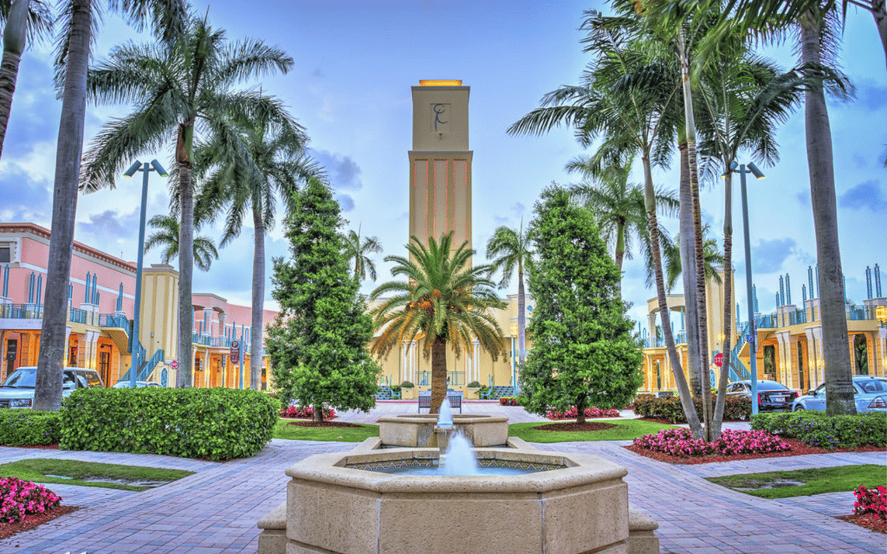 Local Spotlight: Discover the Magic of Mizner Park - Shopping, Dining, and Festivities Galore
