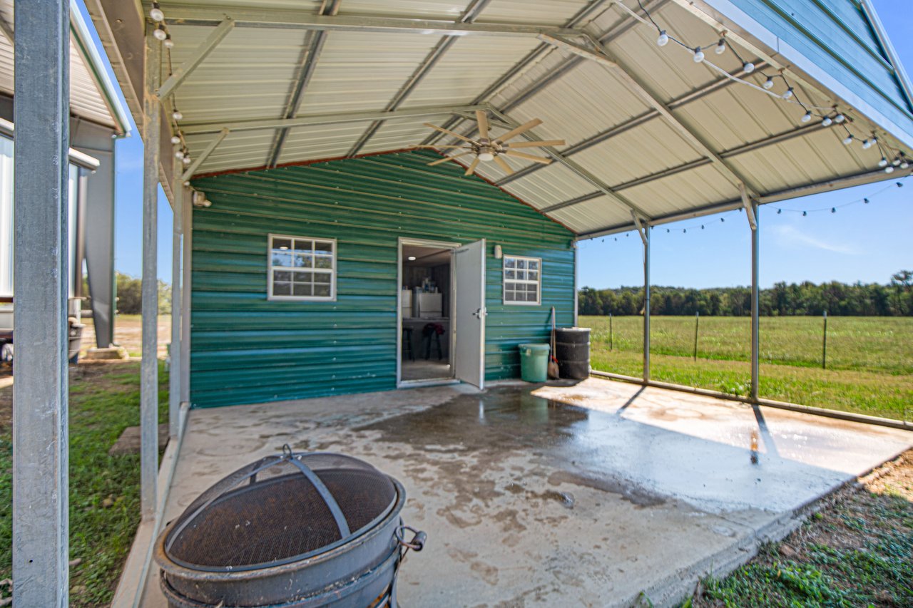 185 Acre Horse and Cattle Ranch