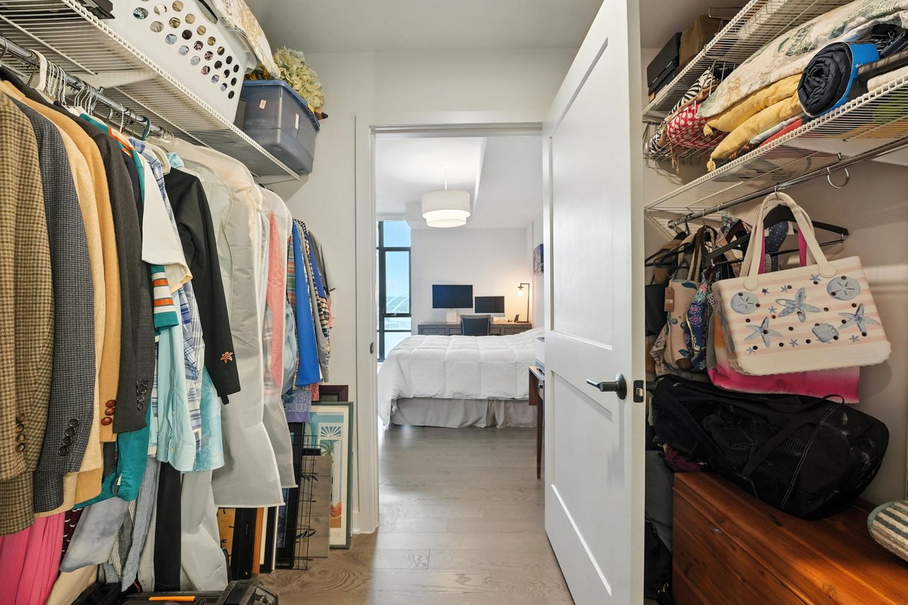70 N St SE N913
