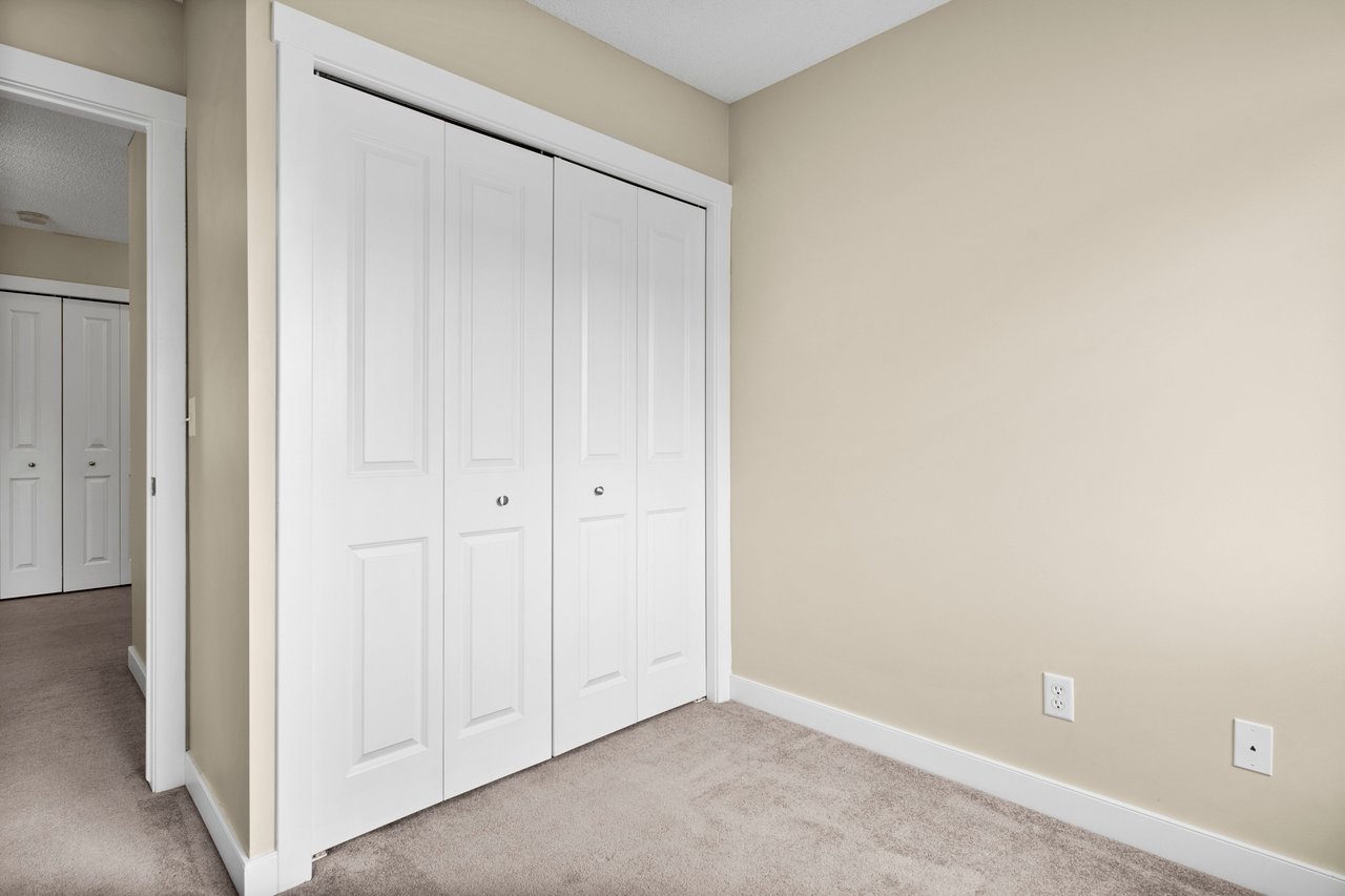 156 Rockyspring Grove NW
