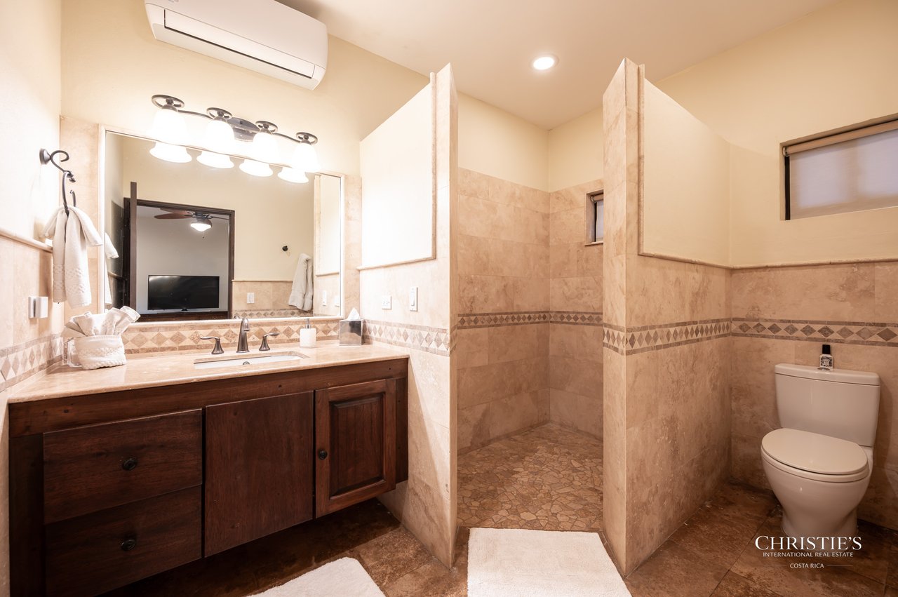 Casa Playa Bonita | Beachfront Luxury Estate in Playa Flamingo