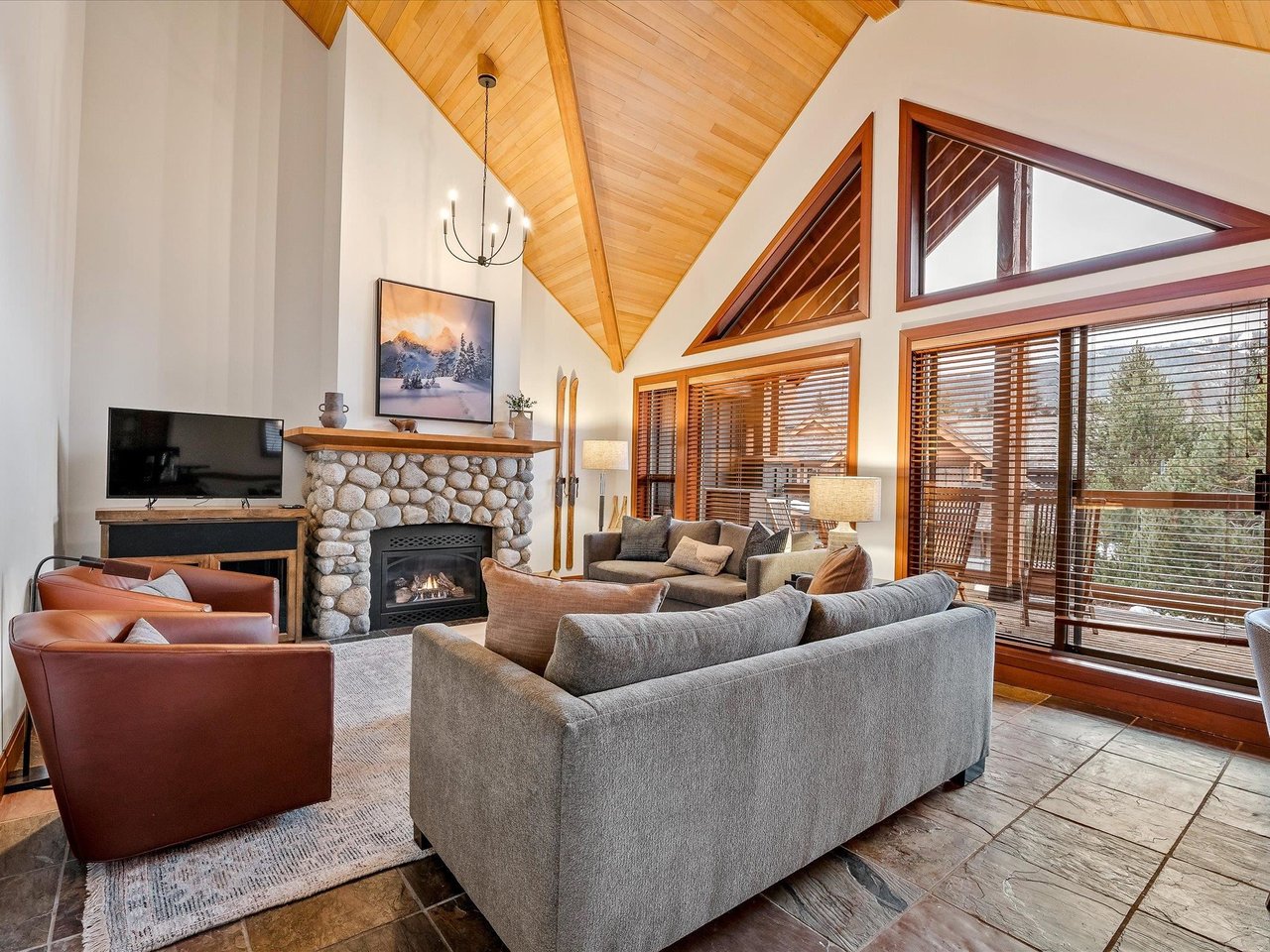 4821C Casabella Cres