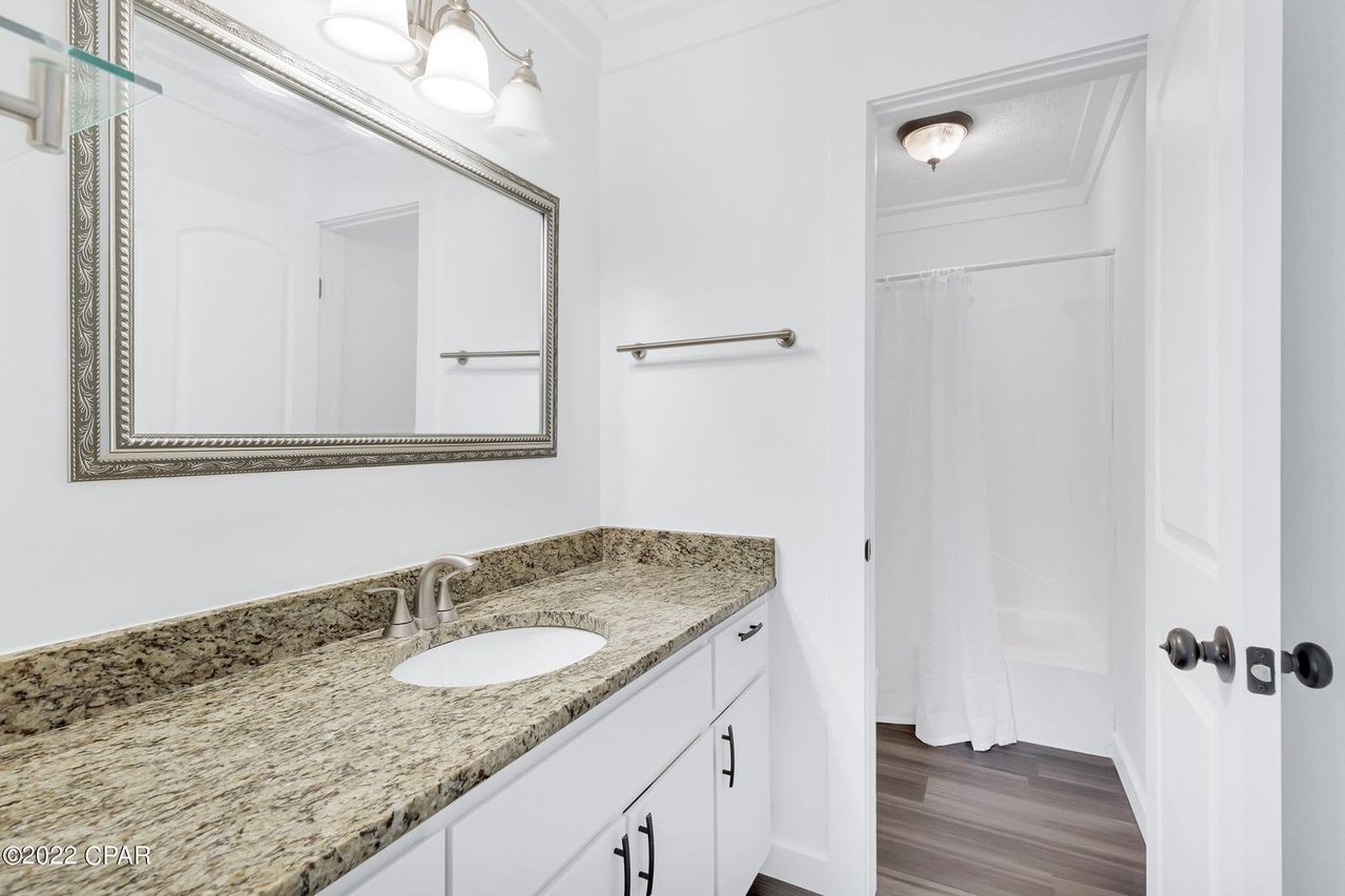 7813 N LAGOON Drive Unit 7C