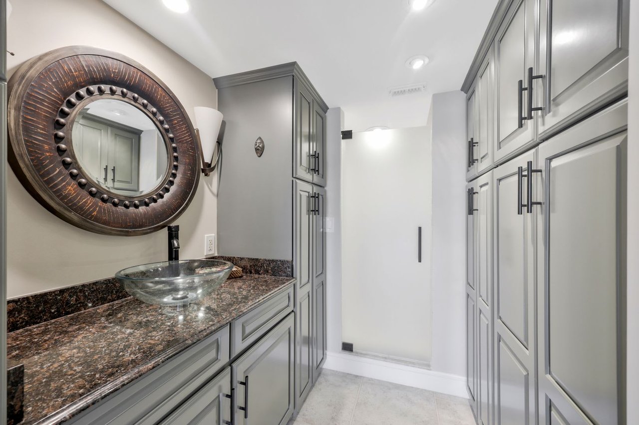 5018 Harbortown Lane