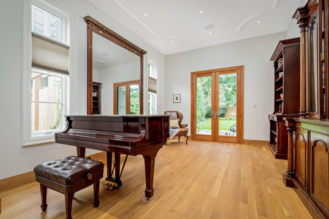 CUSTOM KINGSWAY MASTERPIECE