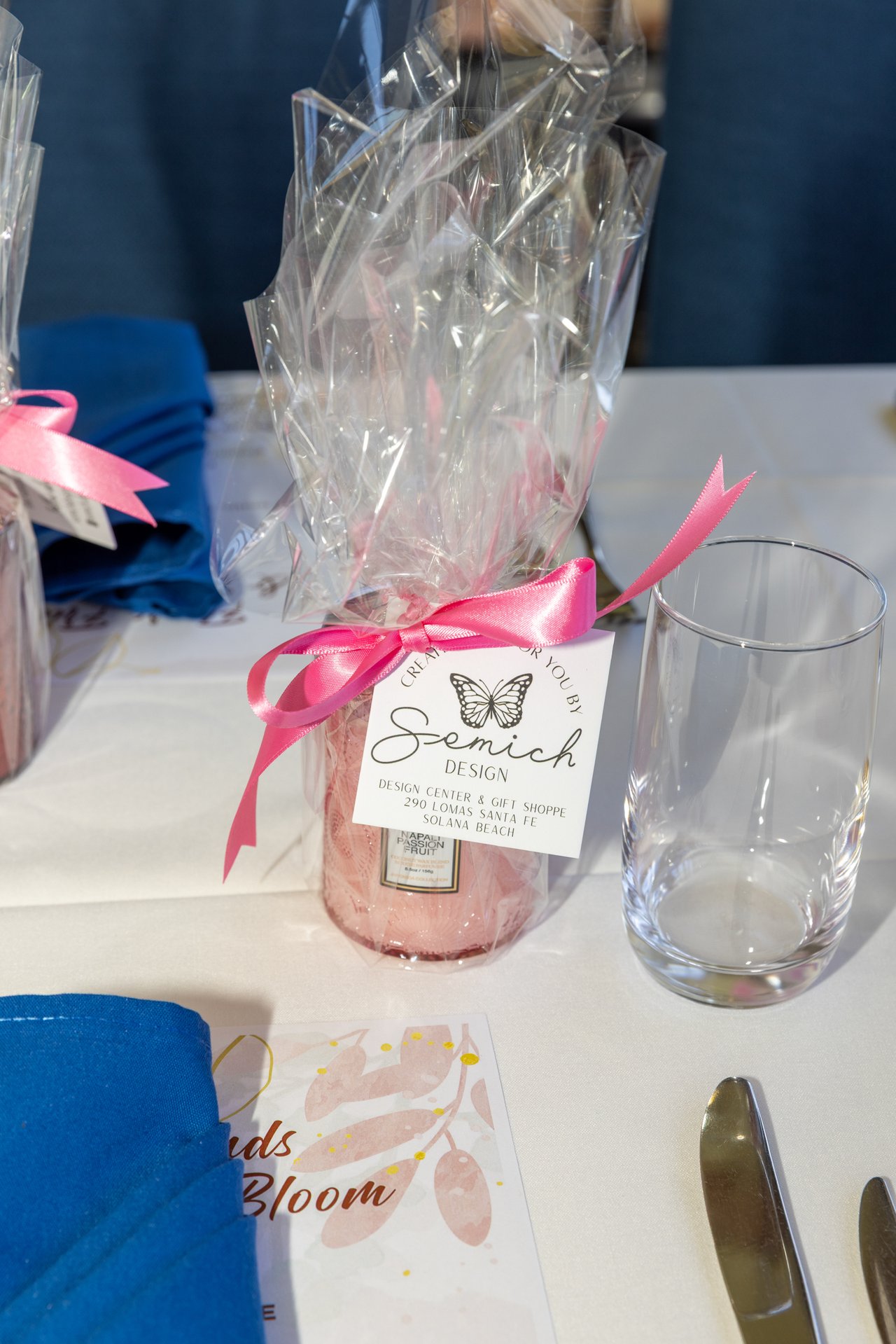 Fleurs, Friends & Fashion in Bloom 