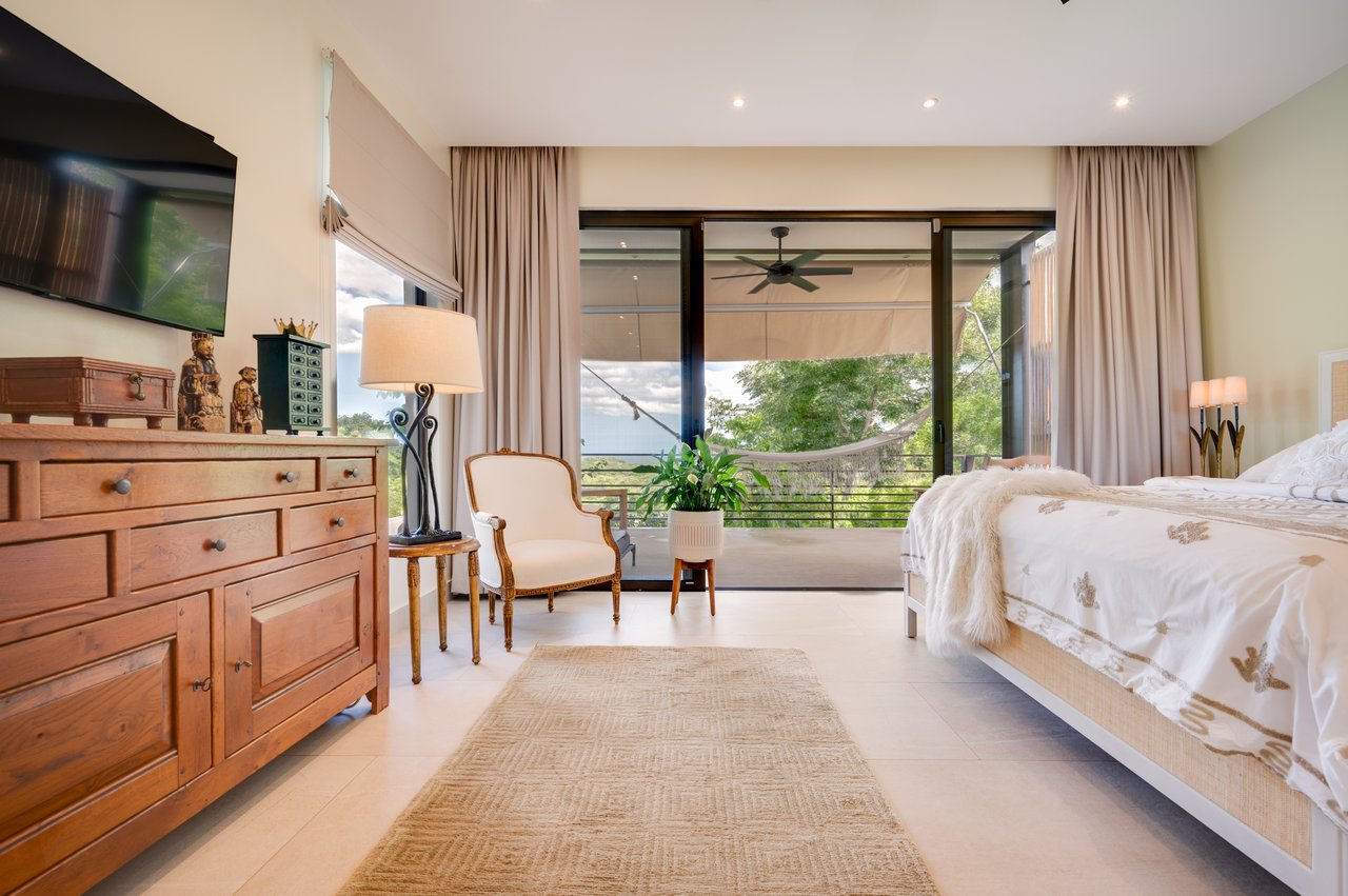Casa Dos Lunas | Private Estate with Panoramic Ocean Views