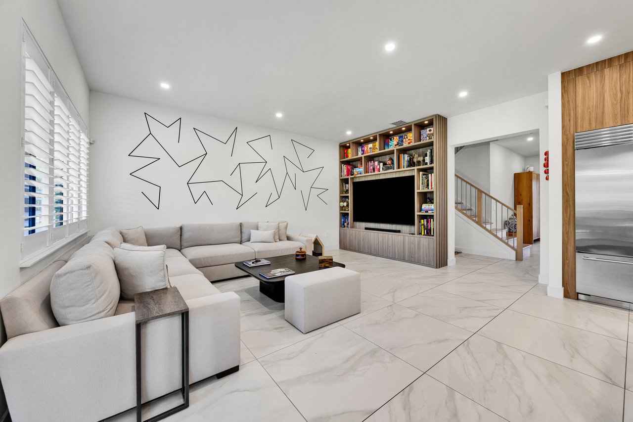 Modern Luxury Living Near Pinecrest