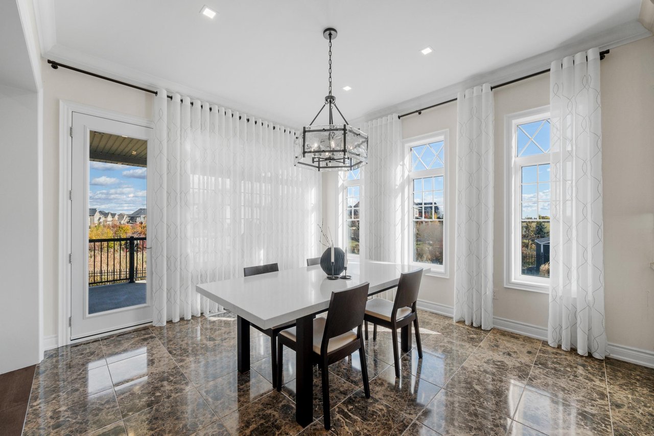 12 Albert Hill Court