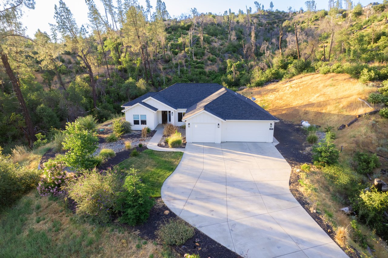9199 Laurel Glen Dr