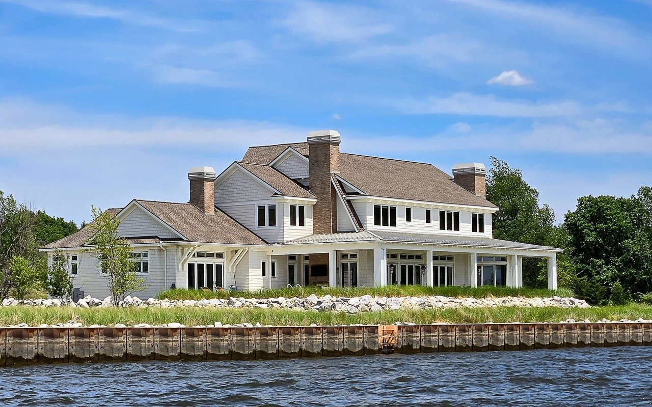 Queens Harbor