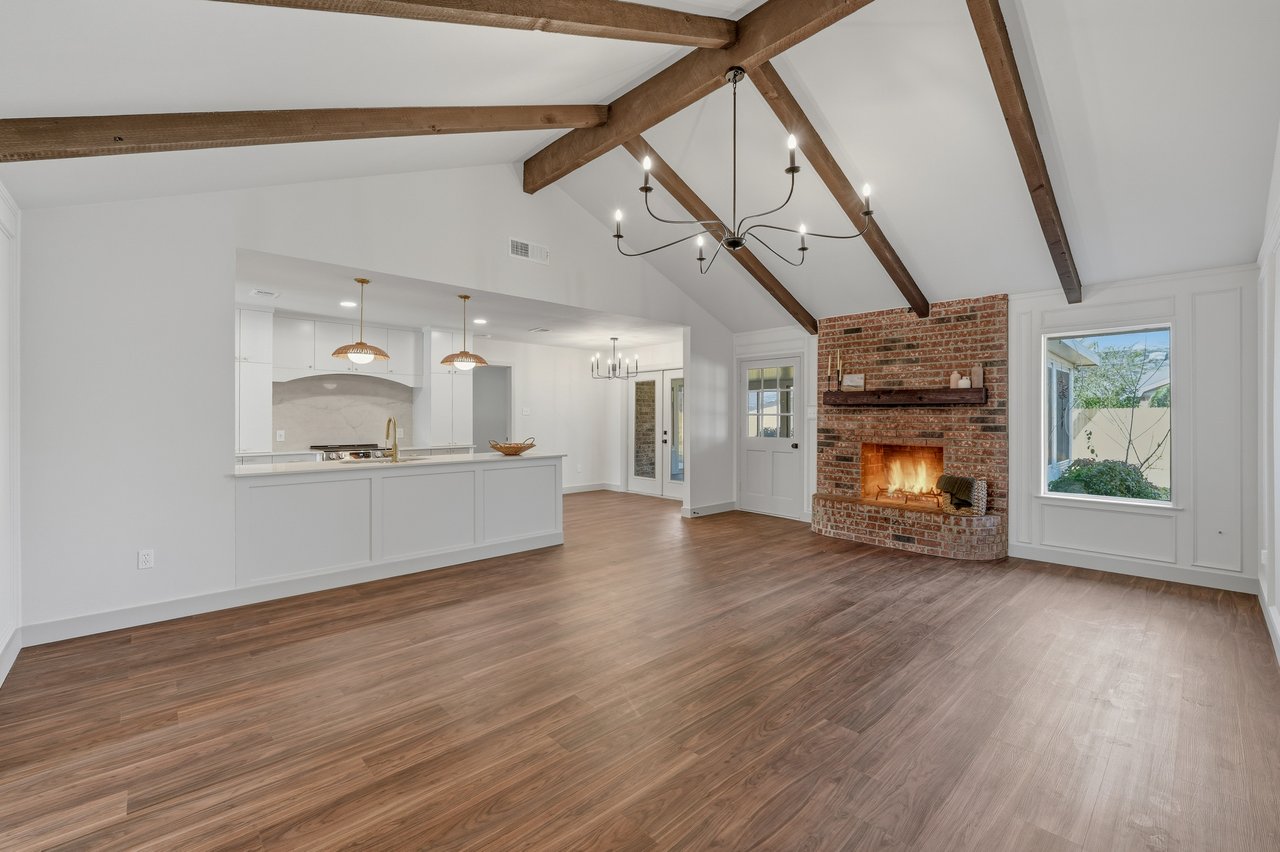 2822 WENTWOOD DR