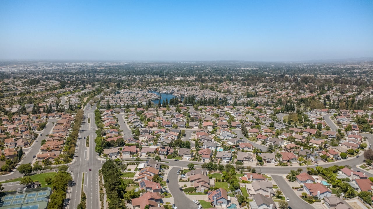 20525 Via Campanas