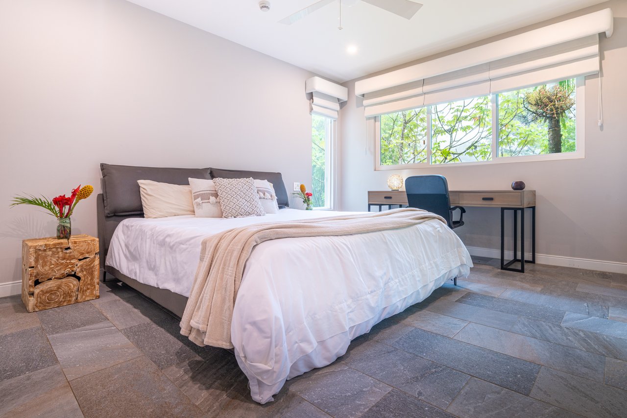 Luxury Beachfront Penthouse Condo - Most Private Unit in Elan