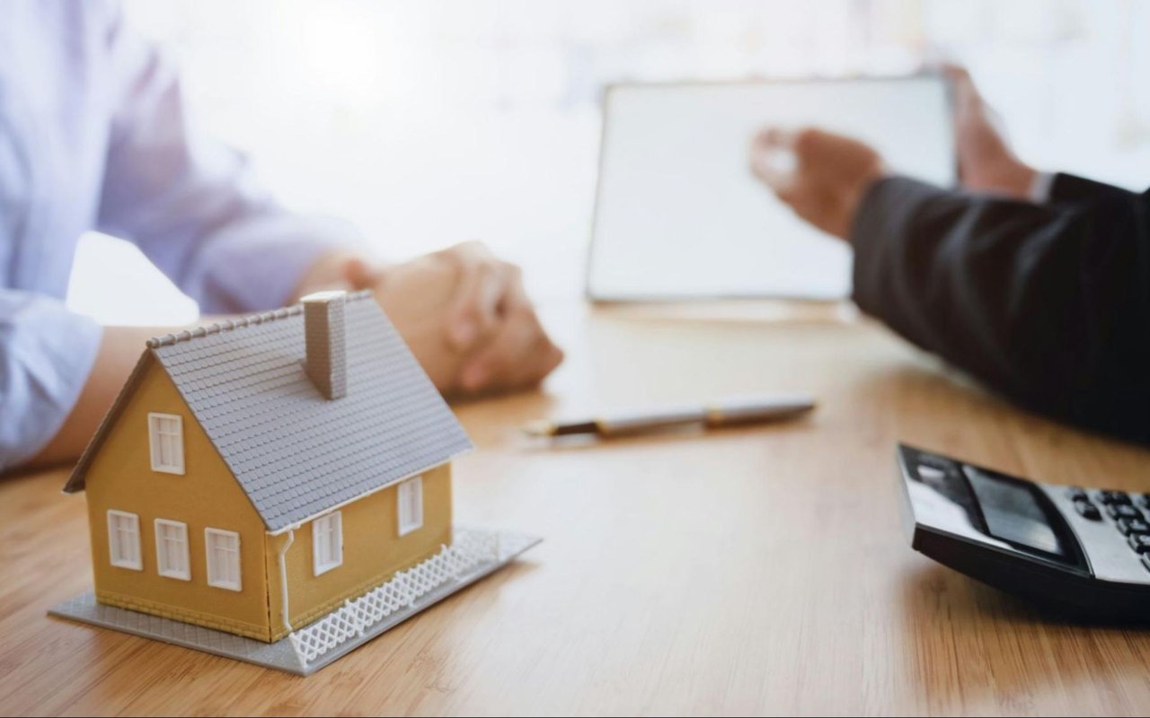 Why Using the Right Real Estate Agent Who Understands Pricing Is So Important in 2025