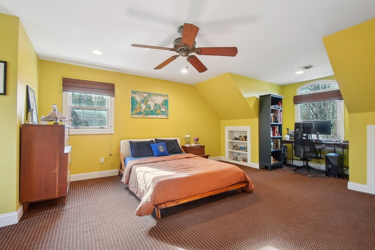 128 Mountainview Rd