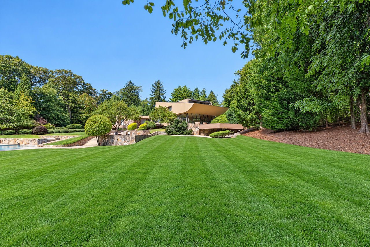 15 Horseshoe Road (Long Island)
