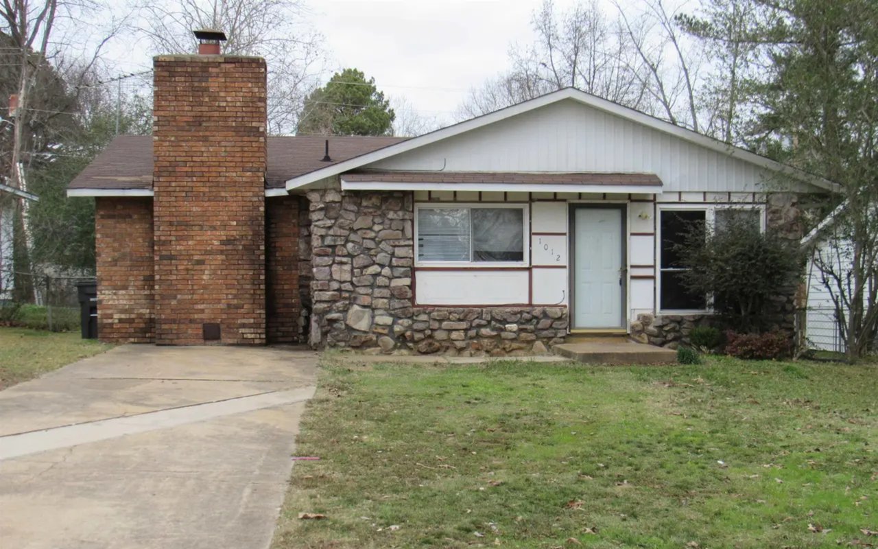 1012 Ferrell Dr