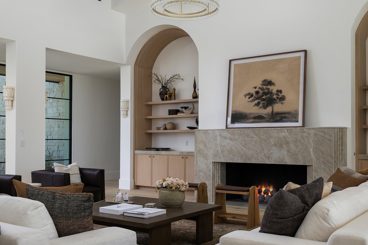 5717 E VIA LOS RANCHOS