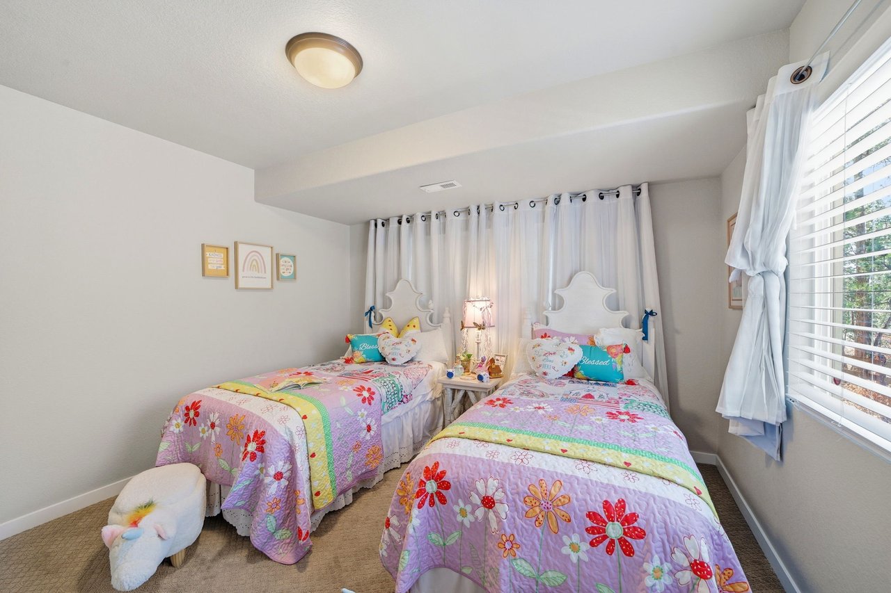 16198 Sunset Splendor Lane