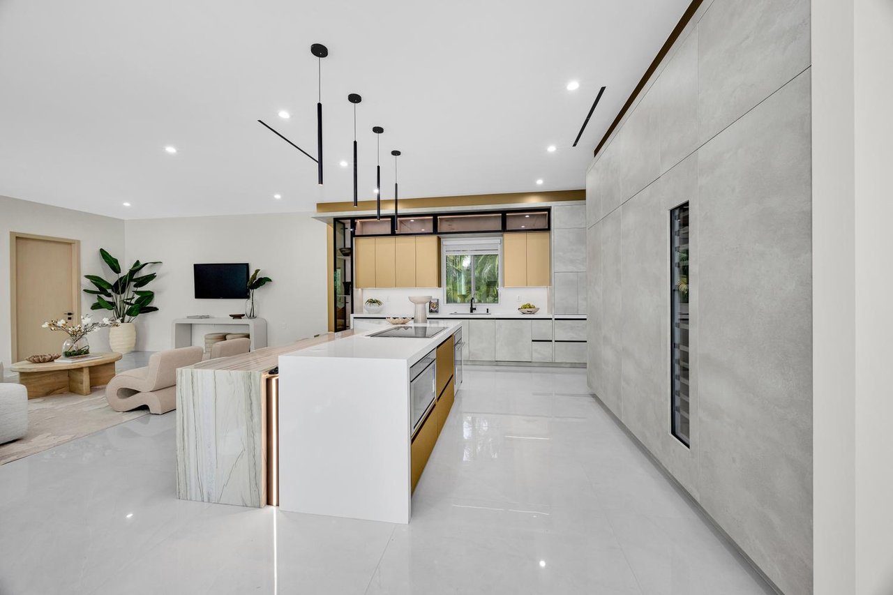 JUST LISTED: Modern Luxury Estate at 11240 SW 95th Street