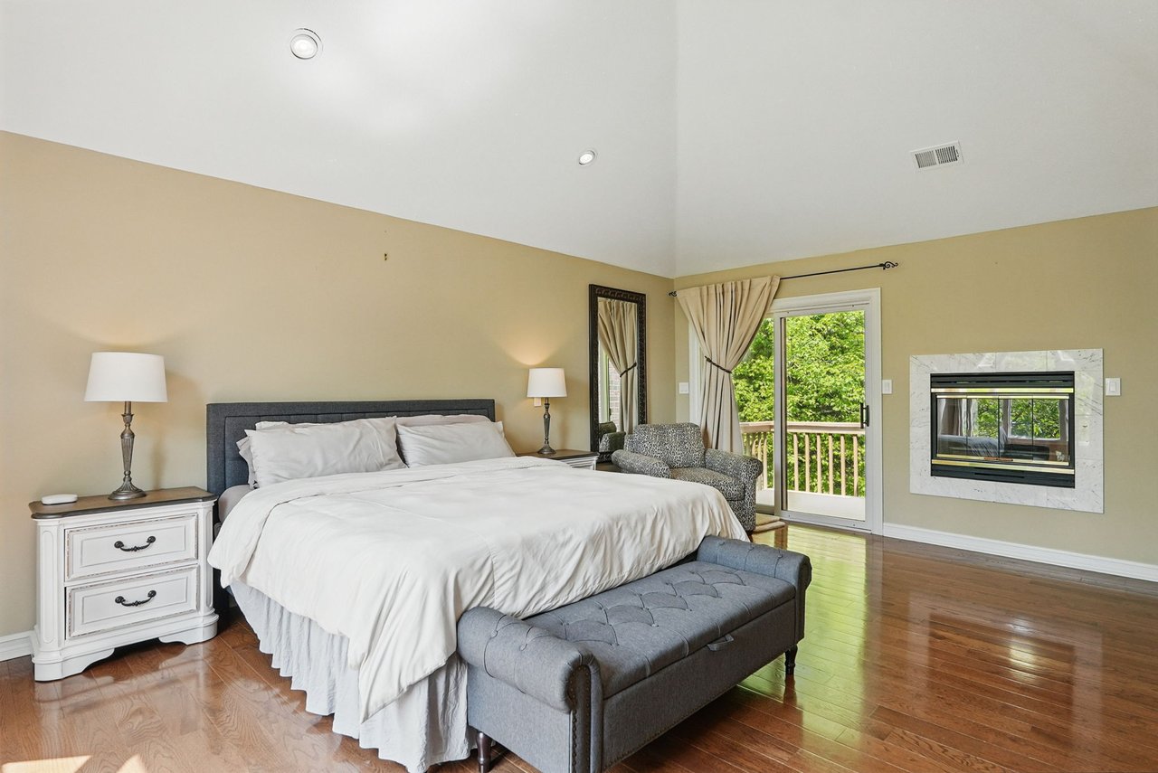 559 Normandy Ct