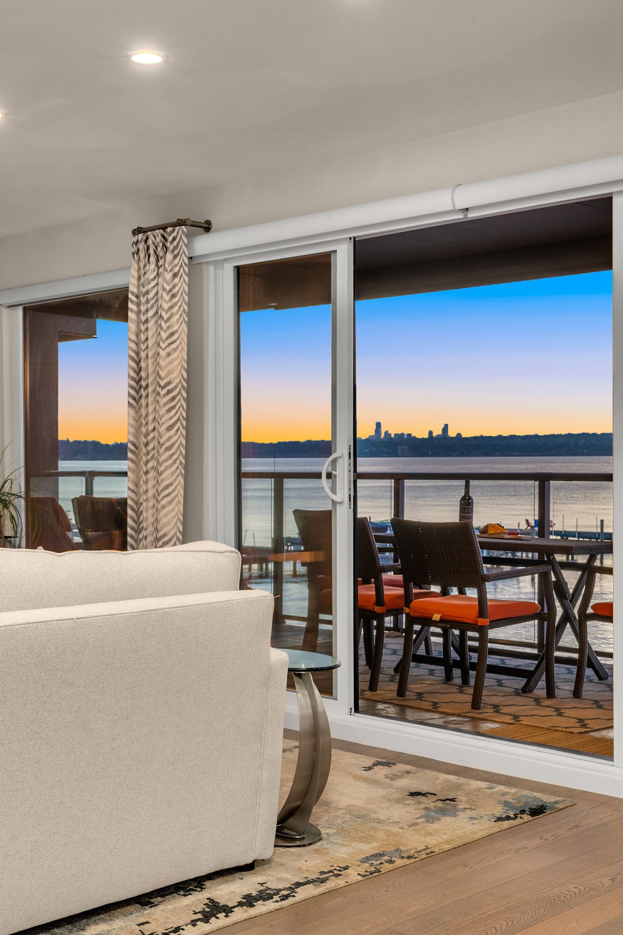 827 Lake Street S Unit: 205