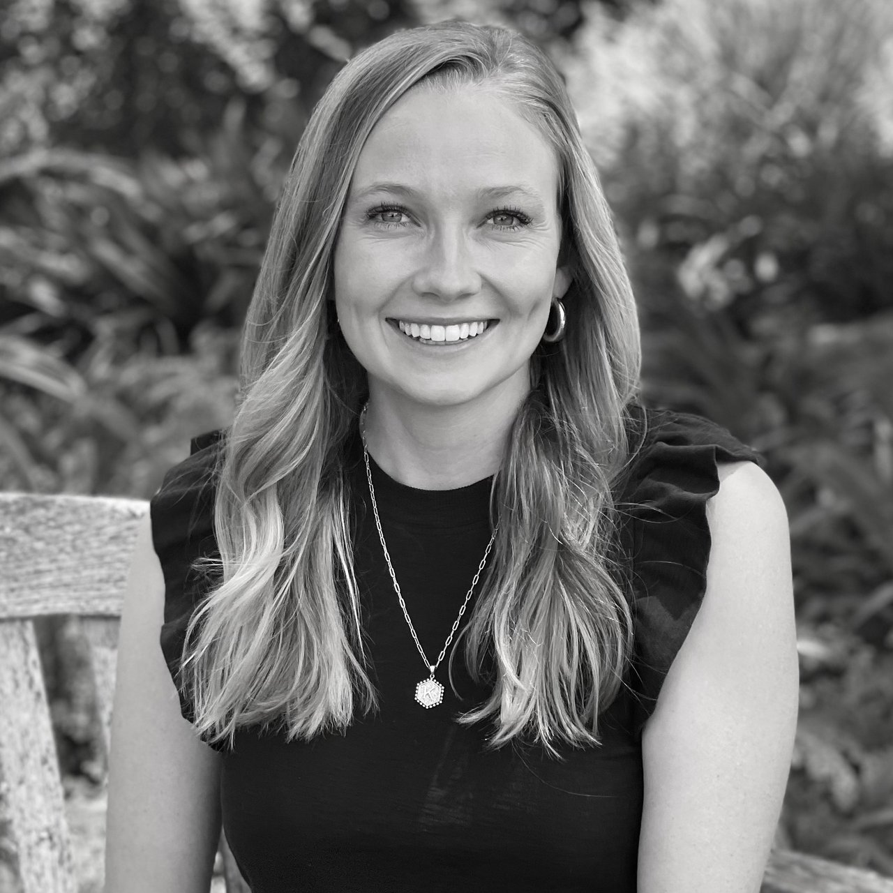 Kate Peterson Makawao, HI Real Estate Agent Headshot